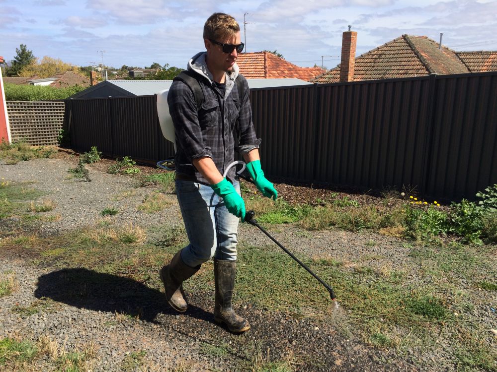 Calibrating your sprayer to apply weed killers accurately